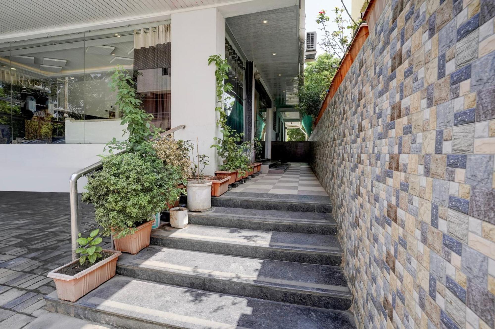 שירדי Super Hotel O Chhatrapati Nagar מראה חיצוני תמונה