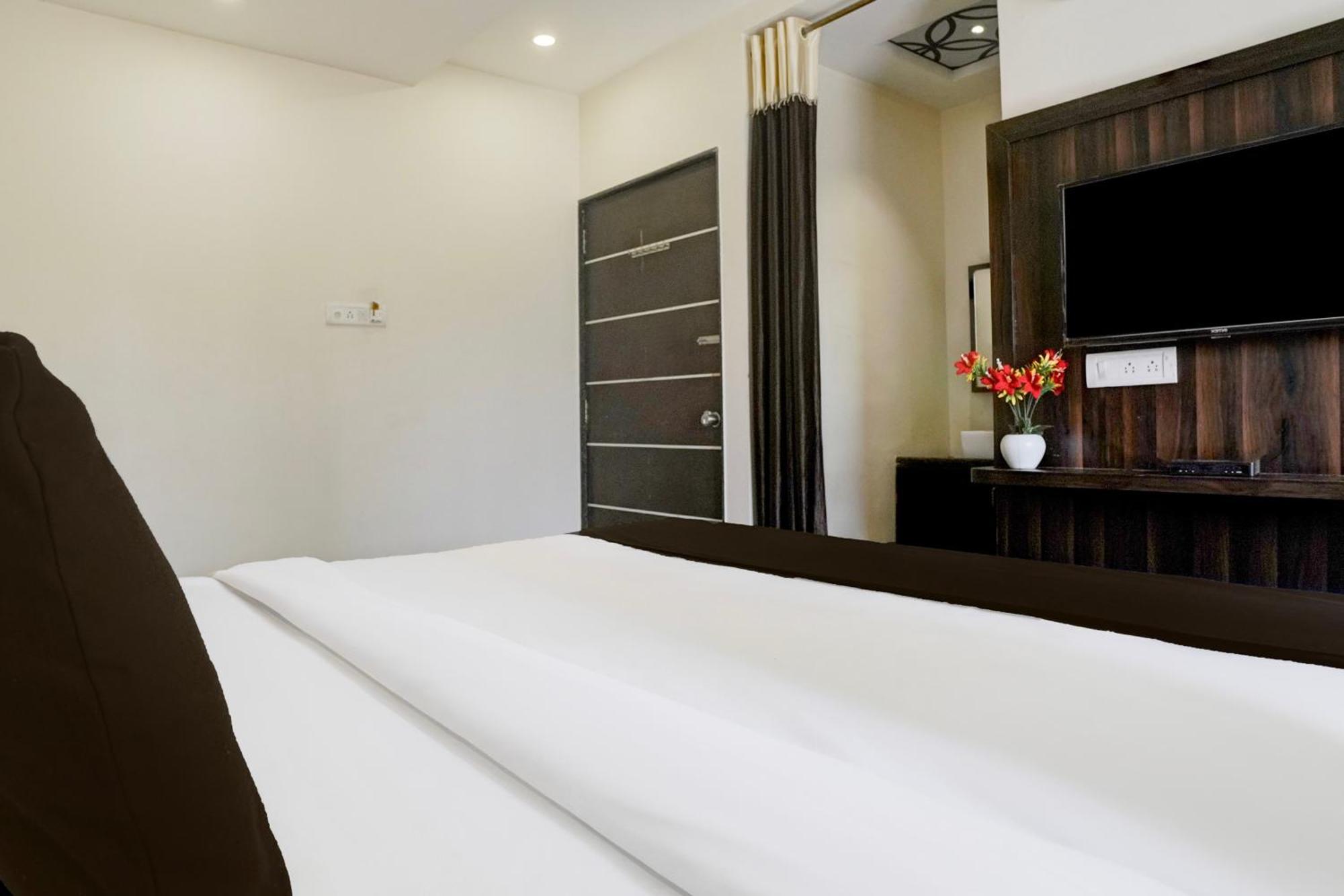 שירדי Super Hotel O Chhatrapati Nagar מראה חיצוני תמונה
